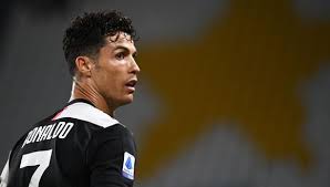 Psg tv'de değerlendirmelerde bulunan brezilyalı futbol adamı, bir bakarsınız ronaldo yarın sabah uyanır ve ben juventus'tan ayrılmak istiyorum der. şeklinde konuştu. Cristiano Ronaldo Psg Crack De Juventus Piensa En Un Cambio De Aires Para El 2020 21 Segun France Football Futbol Internacional Depor