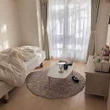 make my room ちいさな部屋作り on instagram 実家暮らし6畳 丸いラグがキュートなナチュラルテイストなお部屋 日当たり抜群で朝が来るのが待ち遠しい 1227room 部屋 ベッドルームのアイデア インテリア