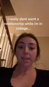 Hattie Deloach's Instagram, Twitter & Facebook