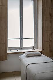 T D C La Maison Evidens De Beaute An Exquisite Spa By Emmanuelle Simon Interior Architect Spa Interior Home Decor Bedroom