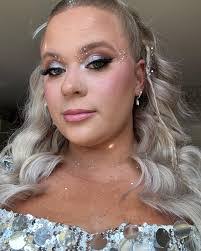 Olivia Mcleod's Instagram, Twitter & Facebook