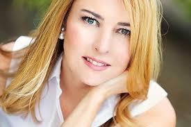 Tami Blake's Instagram, Twitter & Facebook