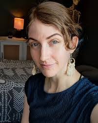 Amanda Hinckley's Instagram, Twitter & Facebook