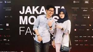 Zikri daulay dan istri mengumumkan bercerai (foto: 4 Alas Kaki Pilihan Istri Zikri Daulay Kasual Ok Resmi Pun Kece Cantik Tempo Co