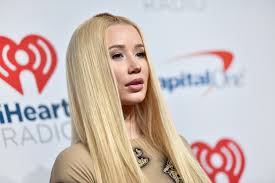Iggy Azalea: Porn Site Defends Rapper Amidst Photo Leak