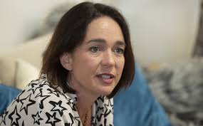 Mark the Week: Ginny Andersen ends the week looking increasingly isolated