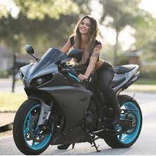 Biker Girl Turkeyさんはinstagramを利用しています Rider Girl R1 Vette Babe23 Motolife Firebl Biker Girl Motorcycle Girl Motorbike Girl