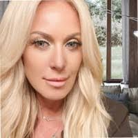 Jenna Ware's Instagram, Twitter & Facebook