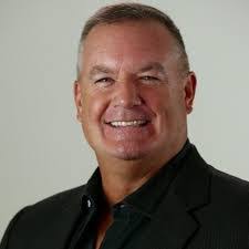 Dan Stoll's Instagram, Twitter & Facebook