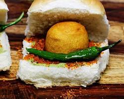 Misal pav indian dish