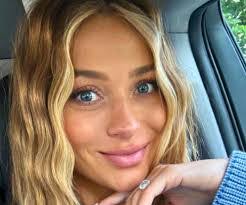 Marcelina Zawadzka's Instagram, Twitter & Facebook