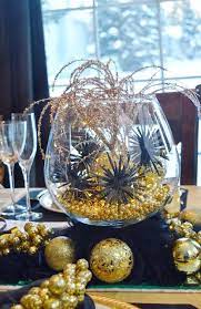 Dining Delight New Year S Eve Gold Black Tablescape New Years Eve Decorations New Year Table Black And Gold Centerpieces