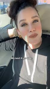 Katie Donelson's Instagram, Twitter & Facebook