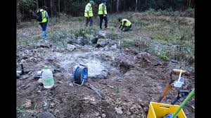 Encuentran Huevos De Dinosaurio En Algorta Rio Negro Uruguay Youtube