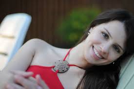 Andrea Lapinski's Instagram, Twitter & Facebook