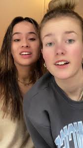 Oeteldonk❤️🤍💛 #oeteldonk #denbosch #fyfyfy #welkijkenmaarnietlike?  #foryoupage #foryouofficieel #viraal #fyofficial