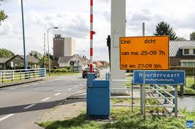 De situatie leek in eerste instantie zo ernstig dat een traumahelikopter vanuit duitsland onderweg was om medische bijstand te verlenen. Omleidingen Wegens Wegwerkzaamheden In Nederweert Eind Nederweert24
