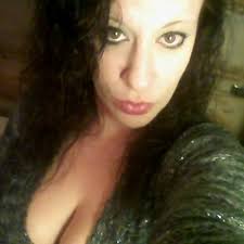 Laura Kay Williamson (@lkw6869)