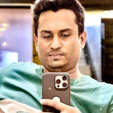 Joined as the Vice-Chancellor of Eastern University, Dhaka- Alhamdulillah.  I express my sincere gratitude to the Hon'ble President of the People's  Republic of Bangladesh and Chancellor of the University for this  appointment.