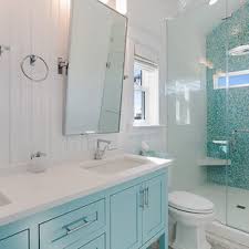 Bathroom glass tile offers features that regular tile doesn't. 75 Coastal Glass Tile Bathroom Design Ideas You Can Actually Use 2021 Houzz