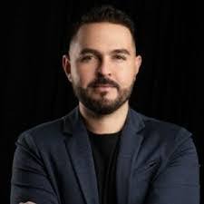 Edwin Jara's Instagram, Twitter & Facebook