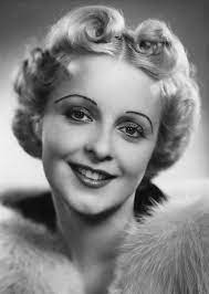 Un Lock Ing The Past Throwback Hairstyles Vintage Hairstyles 1930s Hair Morning Hair