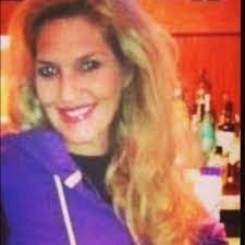 Amber Giddens's Instagram, Twitter & Facebook