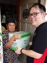 Ibu saya terlihat sangat sexy, apalagi melihat paha mulusnya yang gempal setelah selimut dan baju daster yang dipakainya tersingkap. Tidak Sah Kafir Agih Zakat Kena Agih Semula Minda Rakyat