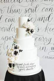 Creating wedding cakes, birthday cakes, grooms cakes, special occasion cakes, cookies, cupcakes and any other specialty dessert you can imagine for your special occasion! We Love Love Notes And Romantic Messages On Wedding Cakes Are The Hottest Trend Now Her World Singapore