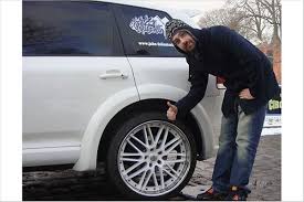 Klaas heufer umlauf das portrait circus halligalli classics prosieben. Die Autos Der Stars Und Konige Kolner Stadt Anzeiger