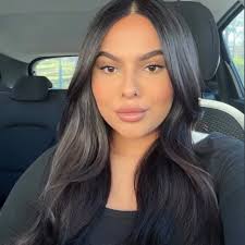 Meet the Team ✨ From left to right —-> Dani Bella Helai Nikita Lina Riz