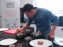 Edisur te ofrece el nuevo curso de tecnico en cocina y gastronomia. Master Class De Nicolas Chica Cocinero Del Restaurante La Milagrosa E Irreverente Para Alumnado Del Curso Productos Culinarios De Cruz Roja