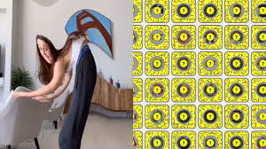 That S The Snapchat Lens Emma Chamberlain Always Uses Youtube
