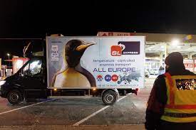 472,034 likes · 19,969 talking about this. Megerkezett A Koronavirus Elleni Vakcina Kezdodik Az Egeszsegugyiek Oltasa