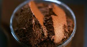 Top 20 Des Mousses Au Chocolat Les Plus Irresistibles En 2020 Recette Mousse Au Chocolat Mousse Au Chocolat Mousse Au Chocolat Maison