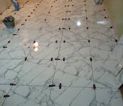 ارخص اسعار تركيب بلاط و سيراميك بالرياض شركة خدماتك 0539298987 لكشف تسربات المياة والصيانة والنظافة