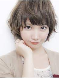 本田翼 風ゆるふわパーマの大人ショートボブ アッシュカラー 美人 ヘア 髪型 ヘアスタイリング