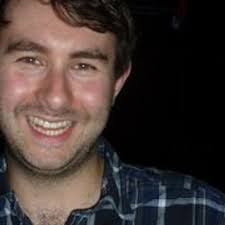 Ali Richards 🛵 (@diaryofadetour)