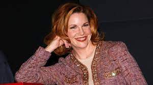 Little house on the prairie) basiert frei auf den tagebüchern von laura ingalls wilder und spielt laura ingalls selbst wird in der serie von melissa gilbert dargestellt. Unsere Kleine Farm So Sieht Laura Ingalls Heute Aus