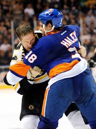 Haley fighting hard to make Islanders