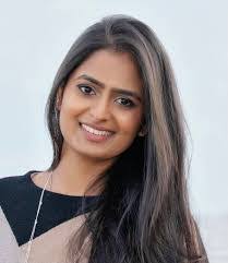 Alexandra Feinstein's Instagram, Twitter & Facebook