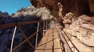 3.3 mi / 5.3 km elevation change: Canyon Overlook Trail Zion National Park Youtube