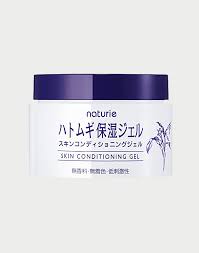 Keep skin moisturized with this soothing gel that quickly absorbs into skin for a refreshing and cooling finish. Naturie Hatomugi Skin Conditioning Gel Hakataten
