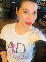 Amanda Dalton's Instagram, Twitter & Facebook