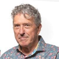 Michael Howe's Instagram, Twitter & Facebook