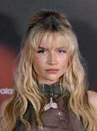 Julia Fox Goes Prairiecore With Double Bows (And More Best Celeb Beauty  Looks Of The Week)