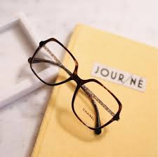 Monture de lunettes de vue chanel rouge collection « perles » impeccables. Les Opticiens Perceval Lesopticiensperceval Lunettes De Vue Carree Chanel Lesopticiensperceval Lunettesd Lunette De Vue Chanel Lunette De Vue Lunettes