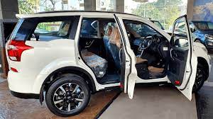 Car ist ein unabhängiges kompetenznetzwerk mit sitz. Mahindra Xuv 500 W11 O 2019 Suv Premium 5 Star Interiors Powerful New Features Xuv500 2019 Youtube