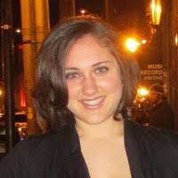 Lori Wylie's Instagram, Twitter & Facebook