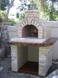 One Of The Most Popular Diy Wood Fired Ovens On The Internet This Tan Firebrick Oven Was Built Using The Matto Diy Pizza Oven Pizza Oven Outdoor Outdoor Oven